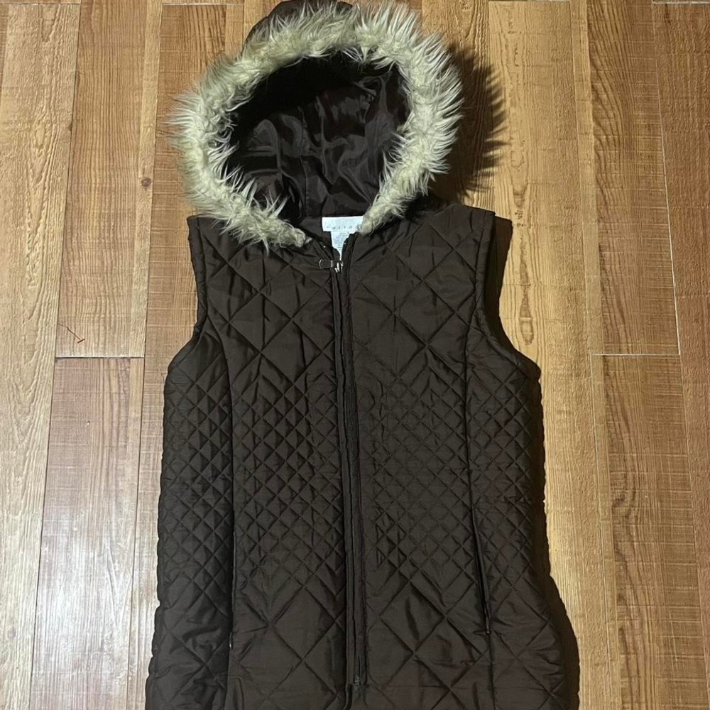 Vintage Tweeds Quilted Brown Vest w/ Faux Fur Hood